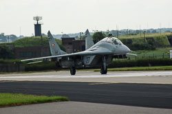 2005-07 Waddington
 Hero