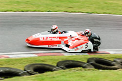 m034200.jpg